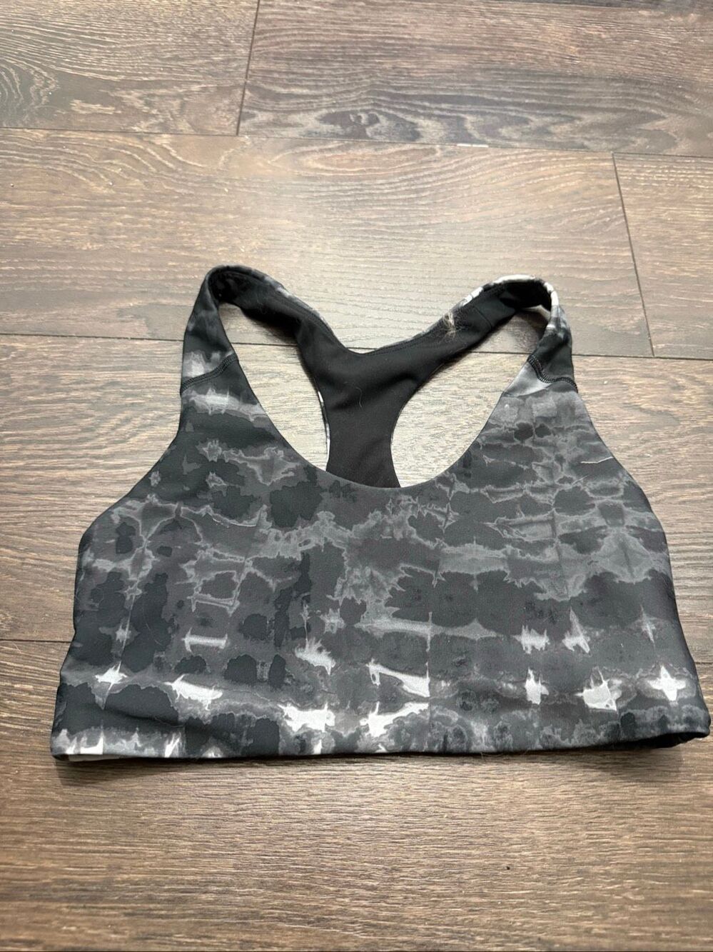 Old Navy Active Women’s Medium Black White Patterned Sports Bra